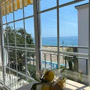 Ombrosa Aparthotel Spotorno